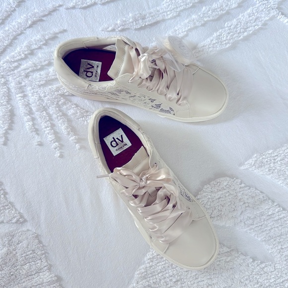 DV HELIX SNEAKER - Picture 4 of 9